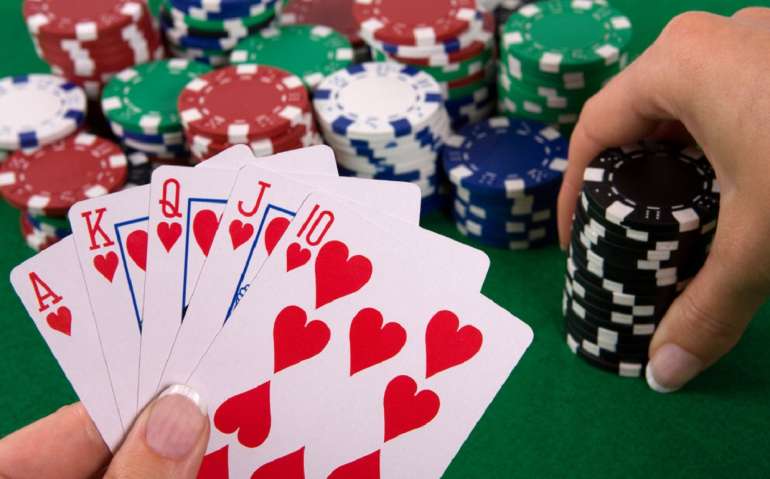 Flush Royal червовой масти в Обмен карт Обмен карт